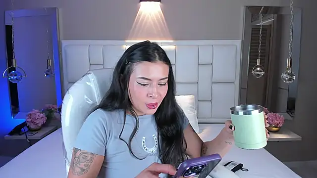 JessyEvans online show from 10-17-25, 07:38