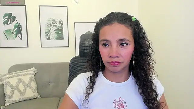 leslyflorez online show from 02-26-25, 09:05