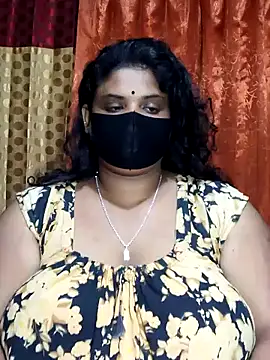 Snapshot of Dusto_Meye chatting on 12-18-24, 11:56 Dusto Meye online show from 12-18-24, 11:56