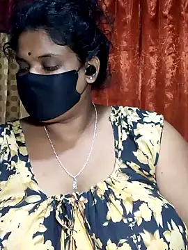 Snapshot of Dusto_Meye chatting on 12-30-24, 02:40 Dusto Meye online show from 12-30-24, 02:40