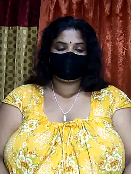 Snapshot of Dusto_Meye chatting on 02-17-25, 01:53 Dusto Meye online show from 02-17-25, 01:53