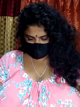 Snapshot of Dusto_Meye chatting on 02-18-25, 02:16 Dusto Meye online show from 02-18-25, 02:16