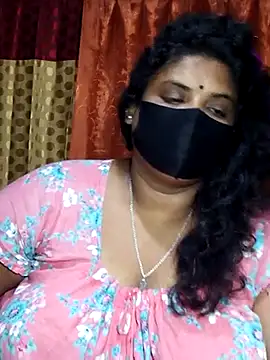 Snapshot of Dusto_Meye chatting on 02-18-25, 06:15 Dusto Meye online show from 02-18-25, 06:15