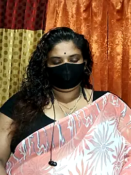 Snapshot of Dusto_Meye chatting on 10-19-25, 05:57 Dusto Meye online show from 10-19-25, 05:57