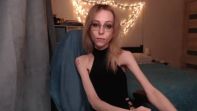 Snapshot of amber_quell_here chatting on 03-01-25, 02:13 amber quell here online show from 03-01-25, 02:13