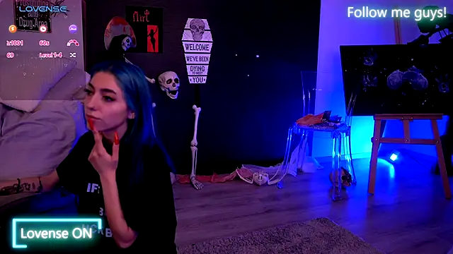 AriaVoss online show from 10-13-25, 09:04