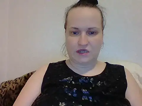  squirty cum lady  online show from 03-03-25, 08:54