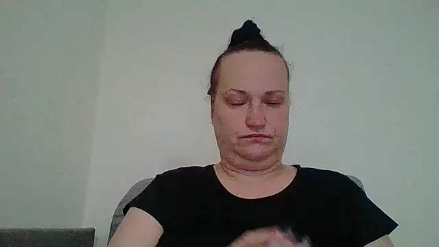  squirty cum lady  online show from 10-07-25, 03:36