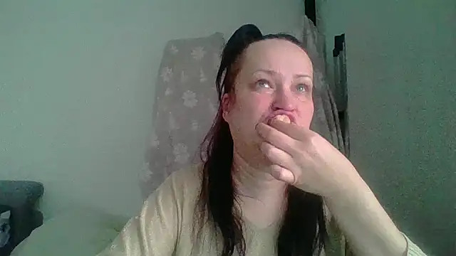  squirty cum lady  online show from 11-13-25, 08:02