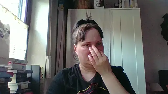  squirty cum lady  online show from 03-10-26, 04:23