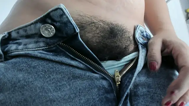 Snapshot of Amelia_Debora_Antonella chatting on 02-04-26, 02:01 Amelia Debora Antonella online show from 02-04-26, 02:01