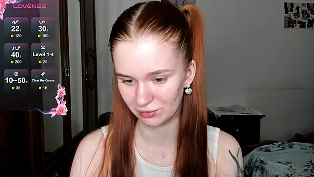 Snapshot of EmilySoul chatting on 02-21-25, 08:38 EmilySoul online show from 02-21-25, 08:38