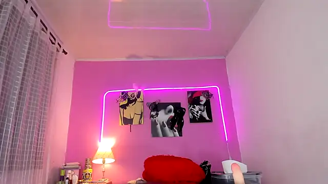 Niki Fox111 online show from 03-05-25, 12:11