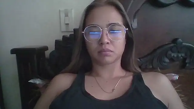 trianabell online show from 01-09-26, 03:59