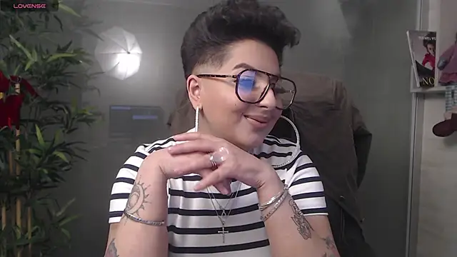 BustyAllyy online show from 12-14-24, 08:29