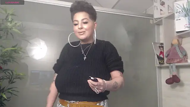 BustyAllyy online show from 12-15-24, 10:04