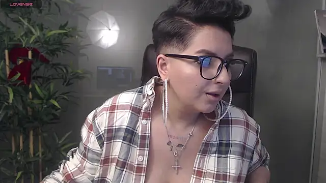BustyAllyy online show from 12-17-24, 11:59