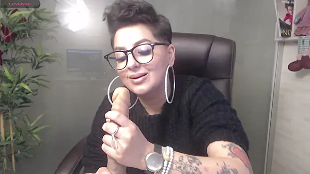 BustyAllyy online show from 12-18-24, 09:51
