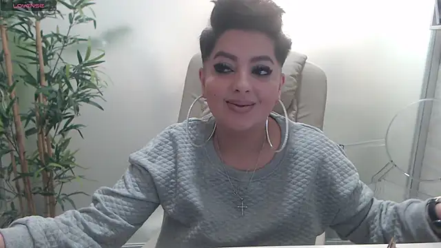 BustyAllyy online show from 12-25-24, 10:27