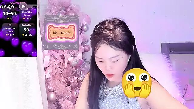 Snapshot of lilies-sweet chatting on 01-26-25, 05:56 lilies-sweet online show from 01-26-25, 05:56