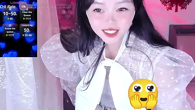 Snapshot of lilies-sweet chatting on 01-28-25, 02:53 lilies-sweet online show from 01-28-25, 02:53