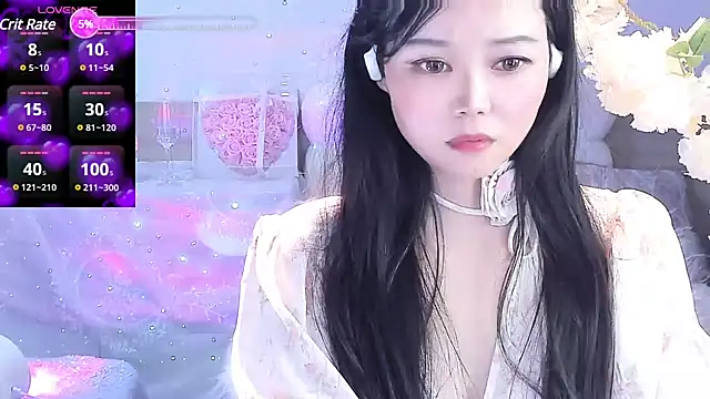 Snapshot of lilies-sweet chatting on 02-27-25, 01:28 lilies-sweet online show from 02-27-25, 01:28