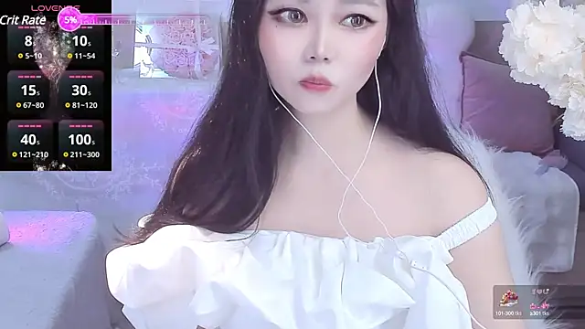 Snapshot of lilies-sweet chatting on 03-05-25, 07:38 lilies-sweet online show from 03-05-25, 07:38