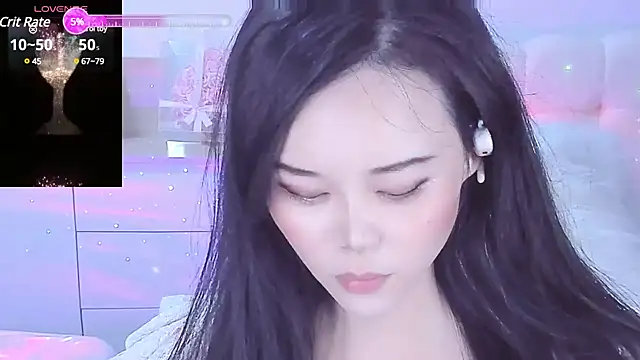 Snapshot of lilies-sweet chatting on 03-10-25, 01:32 lilies-sweet online show from 03-10-25, 01:32