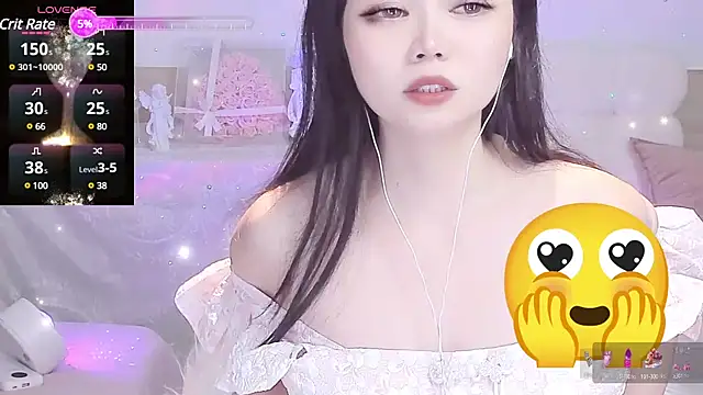 Snapshot of lilies-sweet chatting on 03-11-25, 05:46 lilies-sweet online show from 03-11-25, 05:46