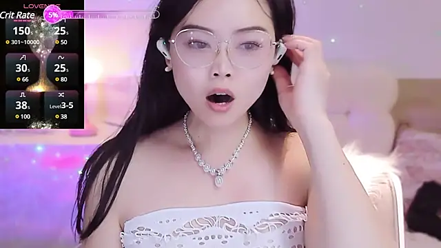 Snapshot of lilies-sweet chatting on 03-21-25, 02:07 lilies-sweet online show from 03-21-25, 02:07