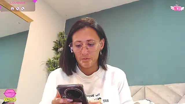 SharisWillian online show from 03-31-26, 03:30