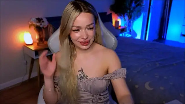 Lily Yin online show from 02-12-26, 05:57