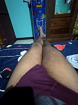 Snapshot of mallugadi89 chatting on 01-08-26, 08:00 mallugadi89 online show from 01-08-26, 08:00