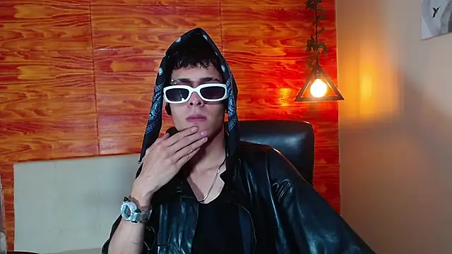 Bastiaan 28 online show from 02-17-25, 03:15