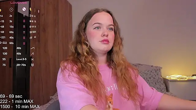 Snapshot of HANNA_MONTANAS chatting on 11-05-25, 05:46 HANNA MONTANAS online show from 11-05-25, 05:46