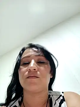 alondraabrown online show from 12-08-24, 03:43