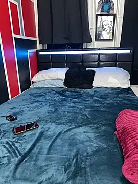 Honey 09S online show from 01-06-26, 11:51