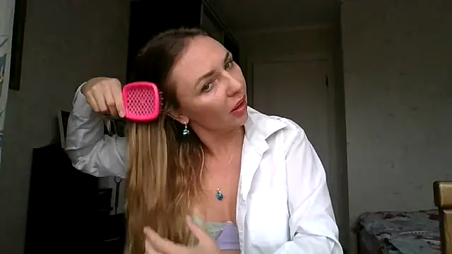 AngelinaLove28 online show from 11-04-25, 07:51