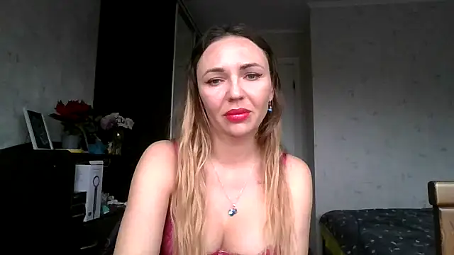 AngelinaLove28 online show from 12-05-25, 07:28