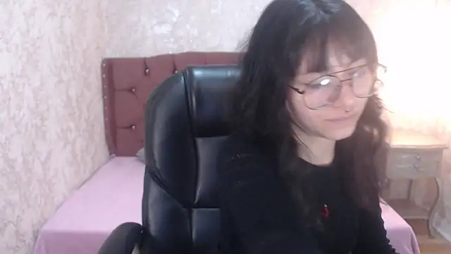 charlottemoonxz online show from 02-10-25, 05:30