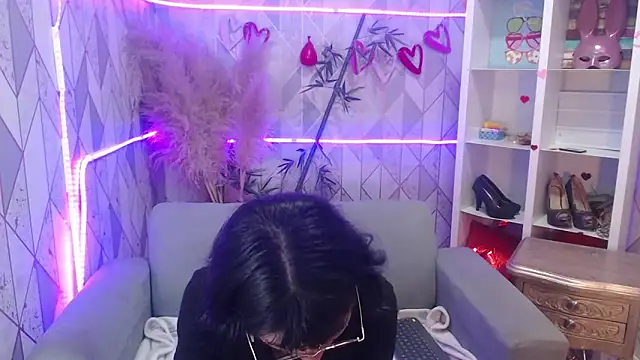 charlottemoonxz online show from 09-17-25, 06:53