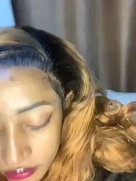 Snapshot of GoddessVee chatting on 12-29-24, 08:26 GoddessVee online show from 12-29-24, 08:26