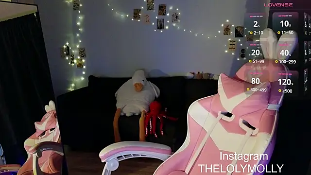 Snapshot of LolyMolli chatting on 03-03-25, 05:07 LolyMolli online show from 03-03-25, 05:07