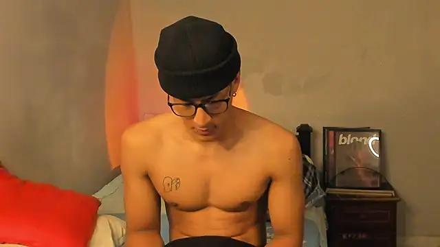 Snapshot of Ivano_joness chatting on 12-07-24, 12:02 Ivano joness online show from 12-07-24, 12:02