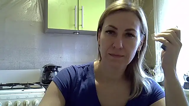 Snapshot of AshleyXHoney chatting on 12-05-24, 06:54 AshleyXHoney online show from 12-05-24, 06:54