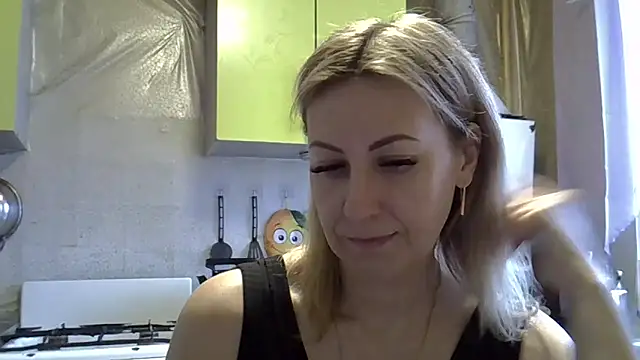 Snapshot of AshleyXHoney chatting on 02-10-25, 07:04 AshleyXHoney online show from 02-10-25, 07:04