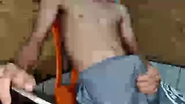 Snapshot of Bulgemanxv chatting on 11-10-25, 09:47 Bulgemanxv online show from 11-10-25, 09:47