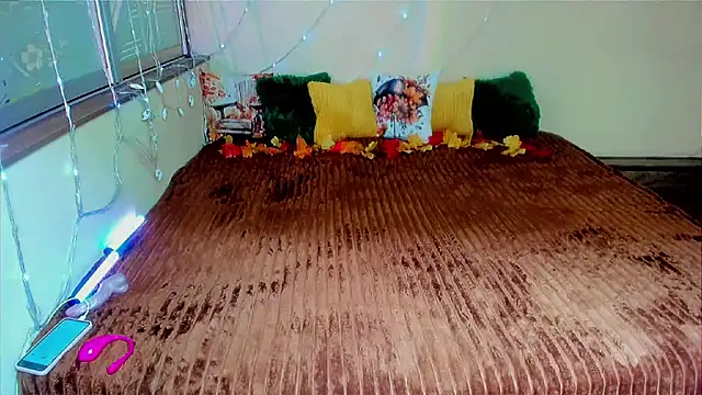 LizaSenri online show from 09-18-25, 08:16