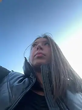 KimArts online show from 02-11-25, 01:41