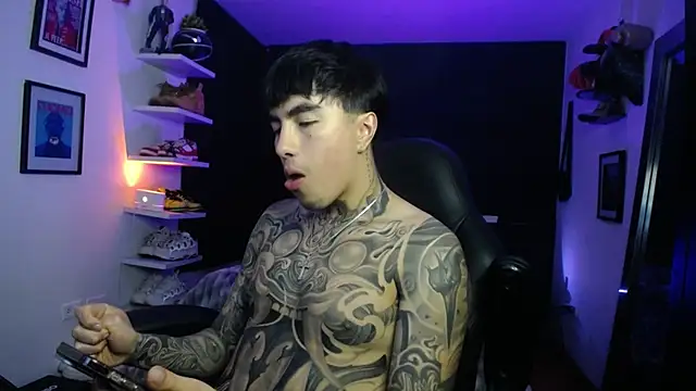 jung dragon online show from 10-19-25, 02:01